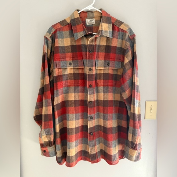 L.L Bean Mens Chamois Shirt Plaid Traditional Fit 100% Cotton Long Sleeve Button - Picture 2 of 8